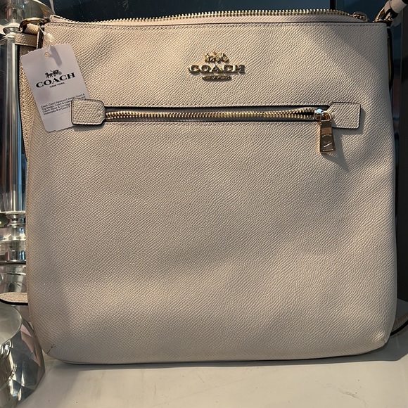 Authentic COACH messenger bag , BRAND NEW w/ tags - Picture 3 of 5